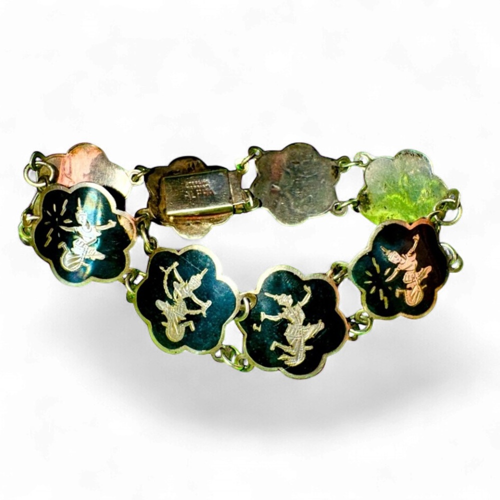 Elegant .925 Black and silver Bracelet with different dancers